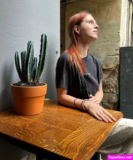 Loraschimmer OnlyFans Thumbnail #OGse6TGV7G