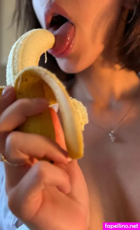 Loravievip OnlyFans Thumbnail #pzKknkL24U