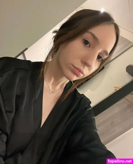 Loravipkiss OnlyFans Thumbnail #uJbLS5r0rG