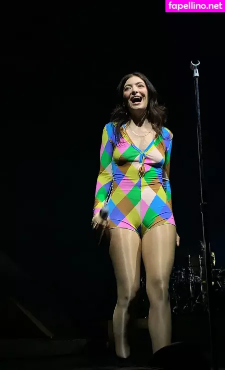 Lorde OnlyFans Thumbnail #3mRblkmpoJ