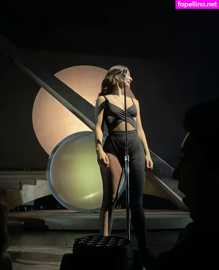 Lorde OnlyFans Thumbnail #71JzLiummQ