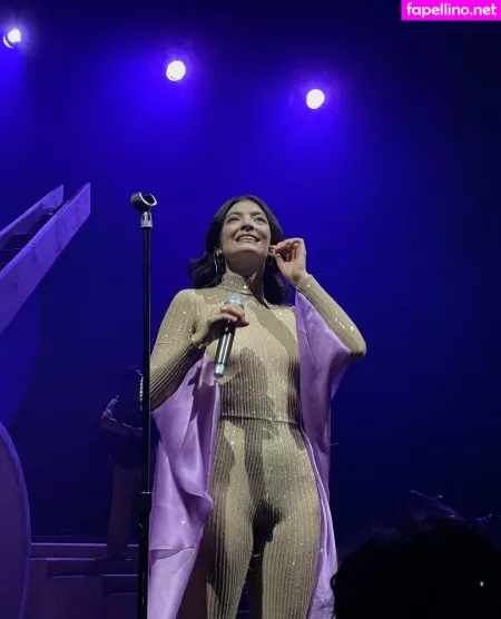 Lorde OnlyFans Thumbnail #QvXnwRisFy