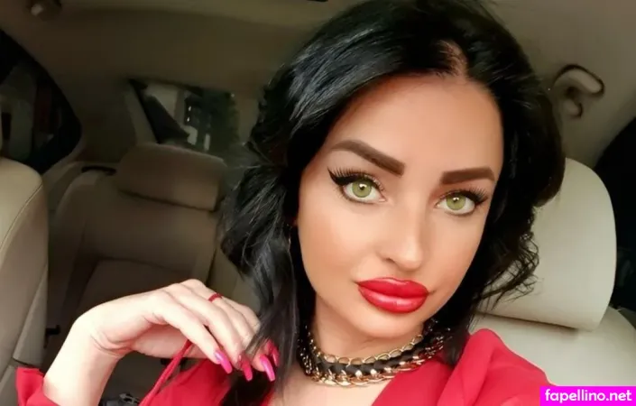 Loredanaa Lavi97 OnlyFans Thumbnail #w2JaxPLCSH