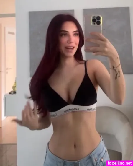 Loreen Schenke OnlyFans Thumbnail #YhqBxVxCqD