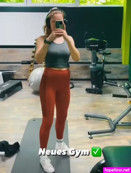 Loreena Unterwegs OnlyFans Thumbnail #LfpoQcgHV6