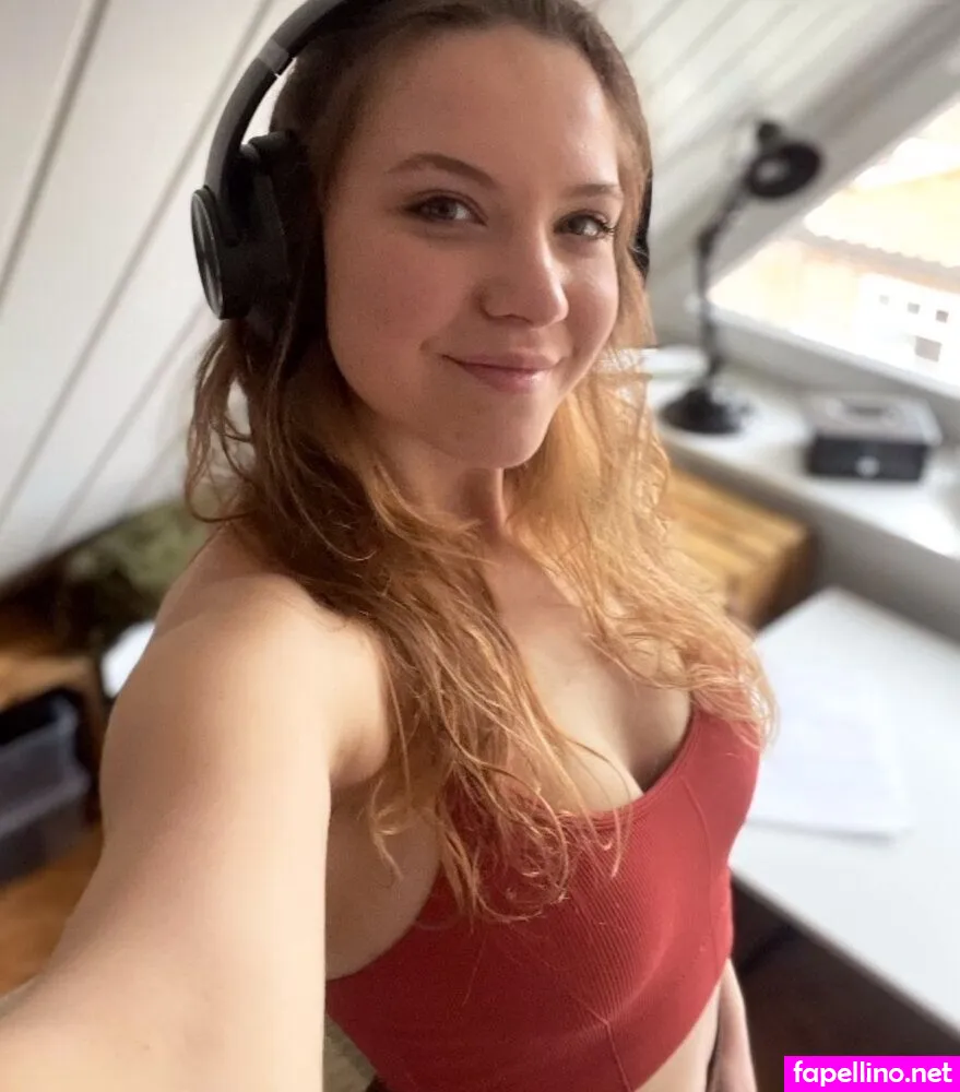 loreena.unterwegs Nude Leaked OnlyFans Photo #e96opEv0pF