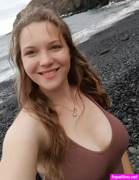 Loreena Unterwegs OnlyFans Thumbnail #u7ELJLmoT5