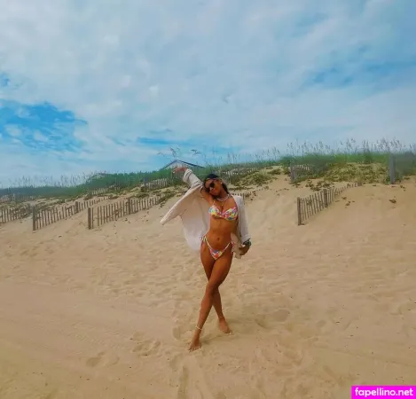 Lorelaih2os OnlyFans Thumbnail #Qx2HMTeFr3