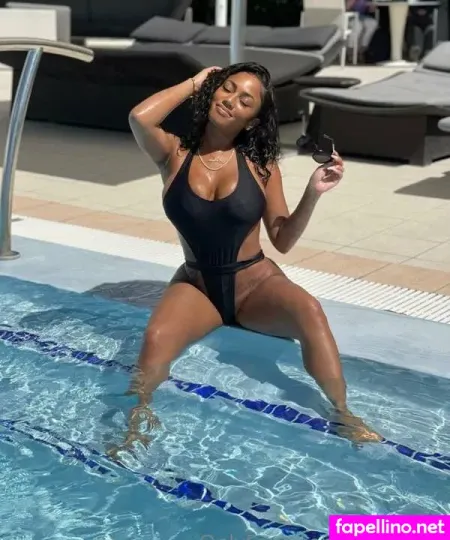 Loren Lolondon OnlyFans Thumbnail #iqzc9MM24c
