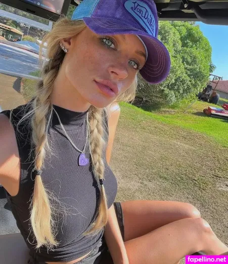 Loren Shea OnlyFans Thumbnail #PgGAH9FDCc