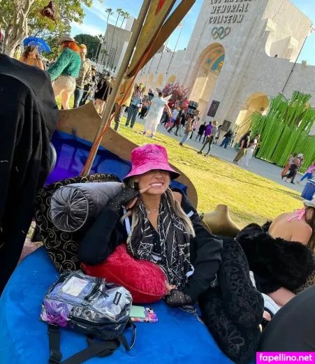 Loren Shea OnlyFans Thumbnail #ugg4ob9Pgw