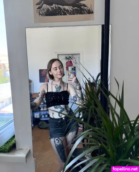 Lorena Curry OnlyFans Thumbnail #OMFiWBGKNo