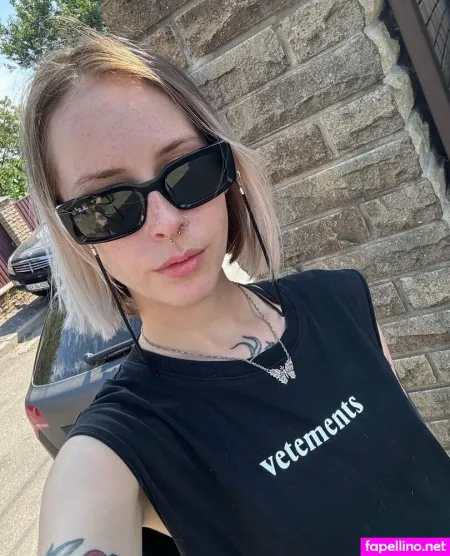 Lorena Curry OnlyFans Thumbnail #QSVBOnTG9t