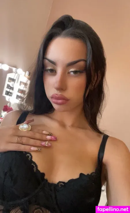 Lorena Jade OnlyFans Thumbnail #WMRvzrXDAt
