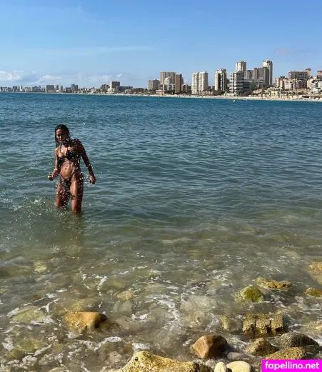 Lorenacastell OnlyFans Thumbnail #QRdPCYaPgL