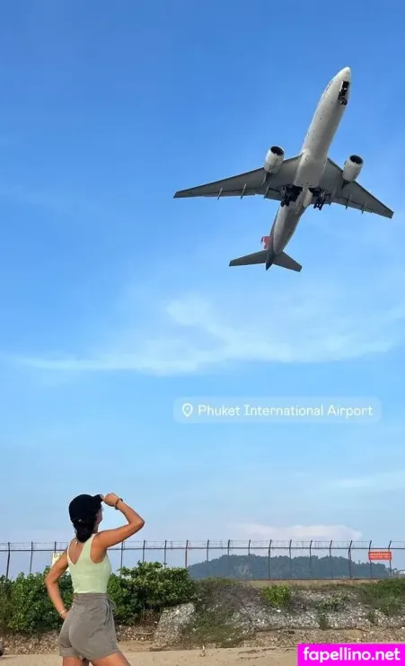 Lorenasoleil Earthtravelstories OnlyFans Thumbnail #msczcyD7iz