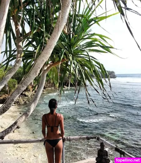 Lorenasoleil Earthtravelstories OnlyFans Thumbnail #rKDx71Kr0f