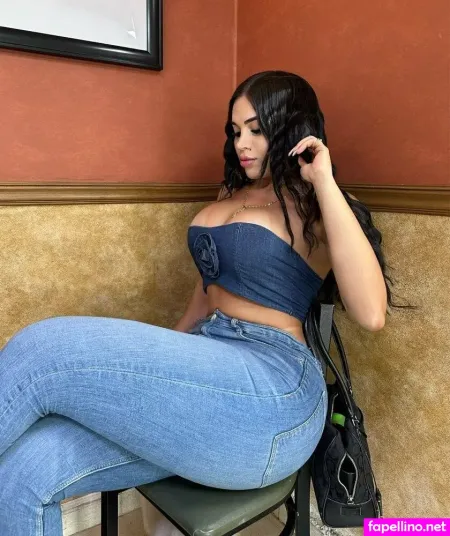 Lorenbakerx OnlyFans Thumbnail #Gr8jzSMSWa