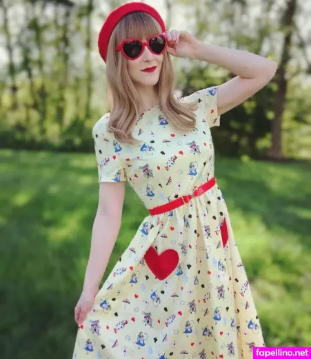 Lorenia OnlyFans Thumbnail #Icbxfls2zK