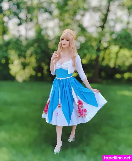 Lorenia OnlyFans Thumbnail #xwyVjaTmWy