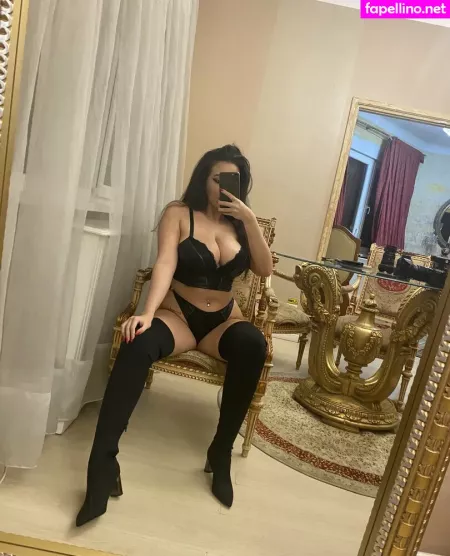 Lorette01 OnlyFans Thumbnail #nqhoCfNY1C