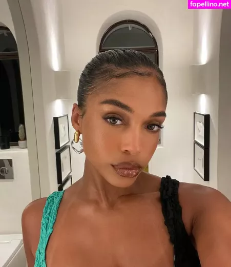 Lori Harvey OnlyFans Thumbnail #BsvVAeG3xz