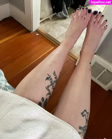 Loritoes32 OnlyFans Thumbnail #6BMHTGUhAh
