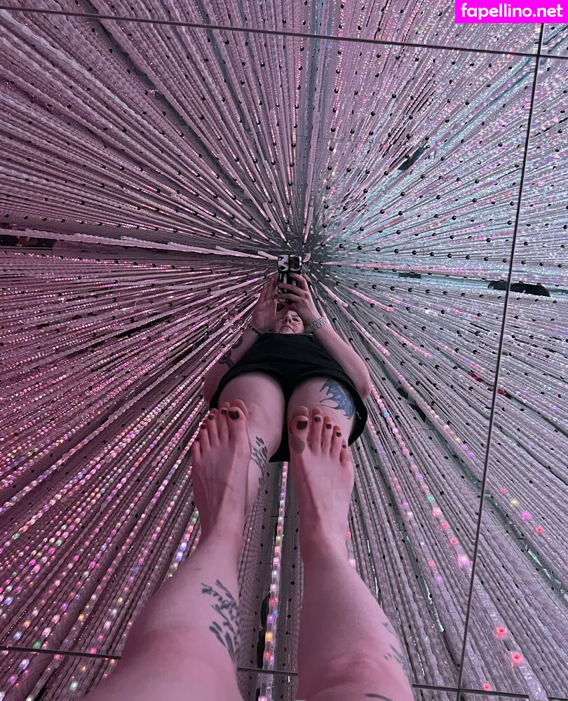 loritoes32, toelover__ Nude Leaked OnlyFans Photo #6kh1PotFvS