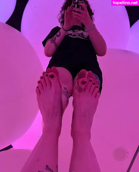 Loritoes32 OnlyFans Thumbnail #zCsOZzyXos
