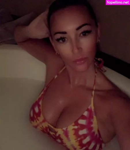 Lorna Gilly OnlyFans Thumbnail #XD2PAEhrAh