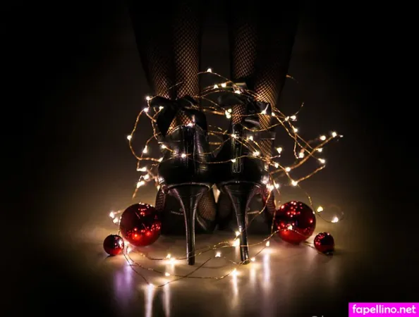 Lornaratner OnlyFans Thumbnail #izVYaVIGci