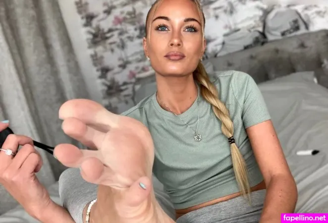 Lorraine Edwards OnlyFans Thumbnail #Wk10QOk1EP