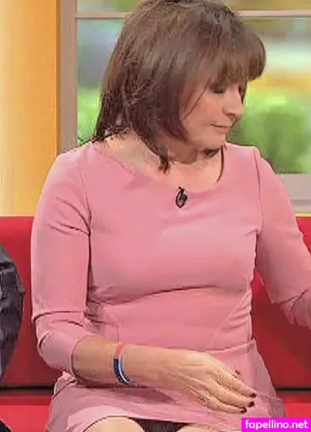 Lorraine Kelly OnlyFans Thumbnail #9Ymm4zxnw5