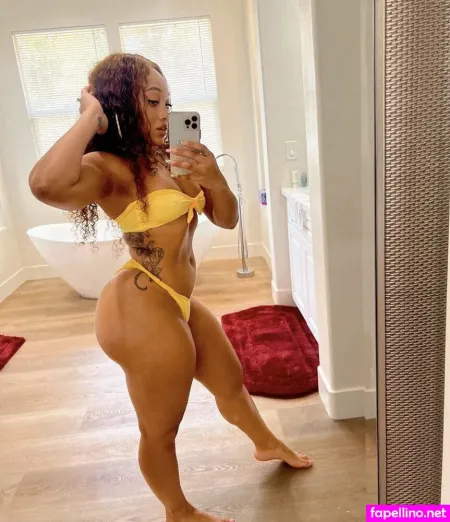 Lorraine Ward OnlyFans Thumbnail #PLDKmnFs2b