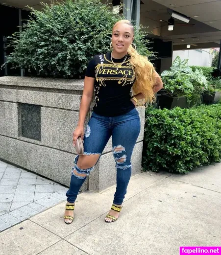 Lorraine Ward OnlyFans Thumbnail #TFU3dSGAFq