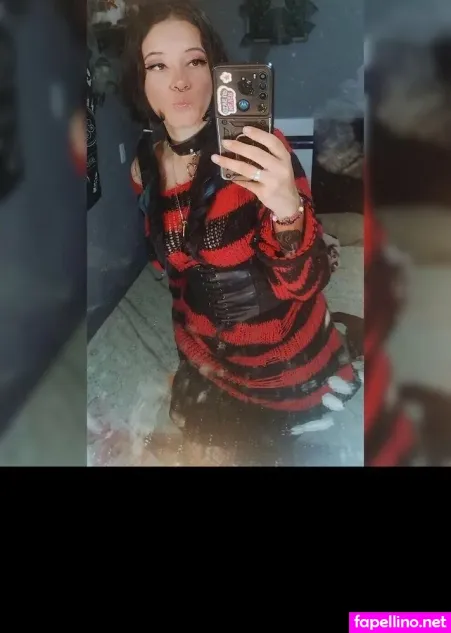 Lorrainemortisfree OnlyFans Thumbnail #nEyy8qBbms