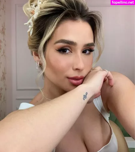 Lorylives OnlyFans Thumbnail #tUKH8zwWae