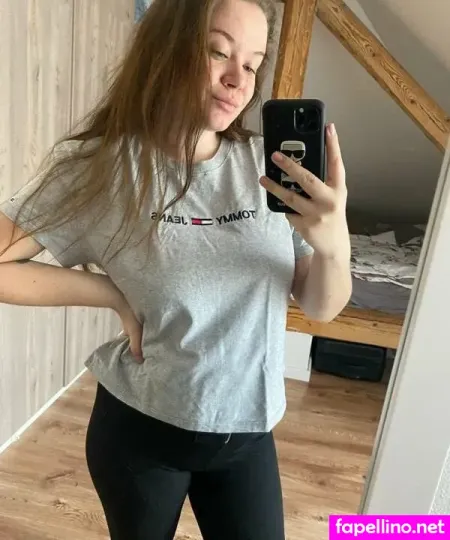 Loryvip OnlyFans Thumbnail #r4toBzHkes