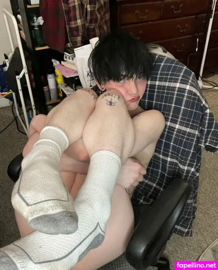 Loserzomboy OnlyFans Thumbnail #aDNUx2L3X9