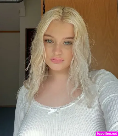 Lotta Klonteig OnlyFans Thumbnail #onIrkE4Amw