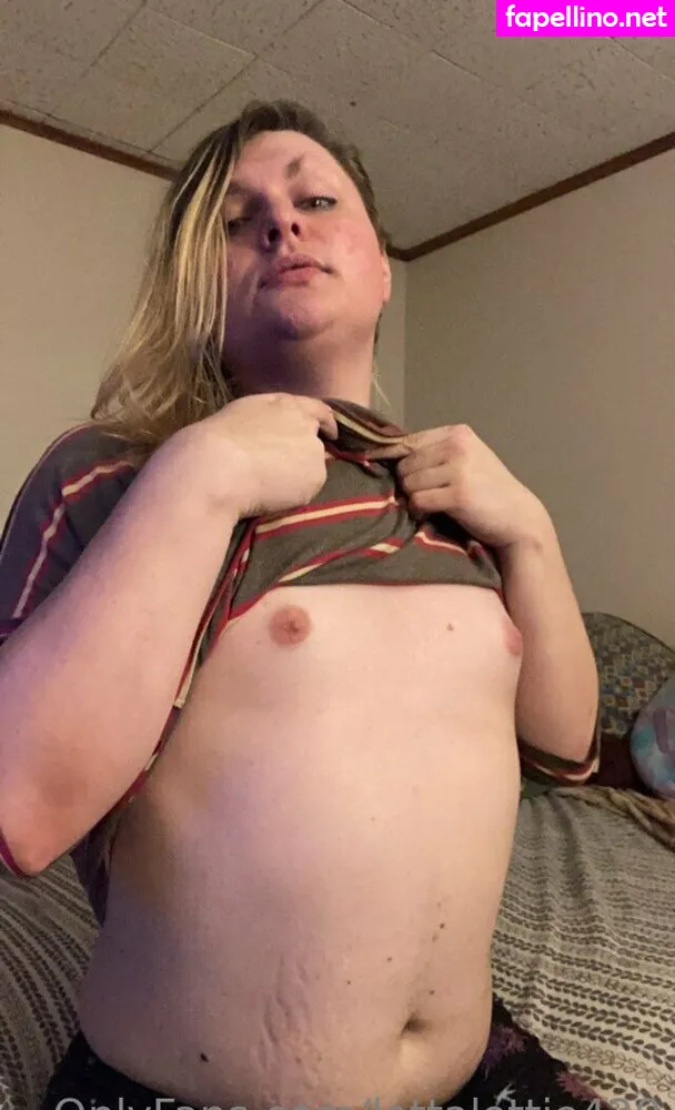 cutty_line420, lottalottie420 Nude Leaked OnlyFans Photo #2fea6IlWoG