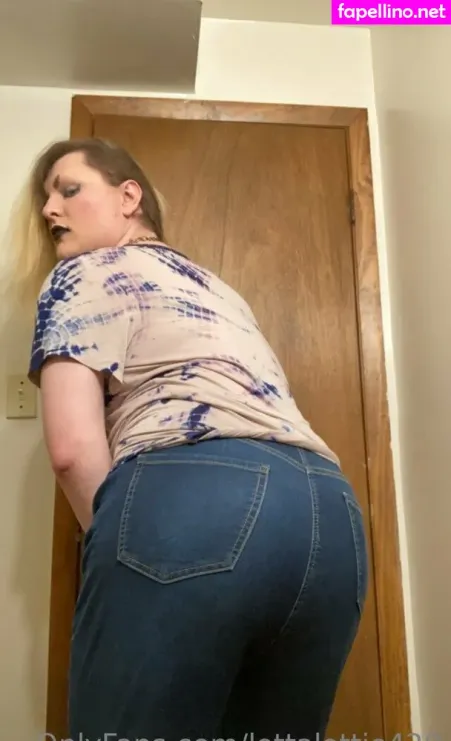 Lottalottie420 OnlyFans Thumbnail #giaSmLlFra