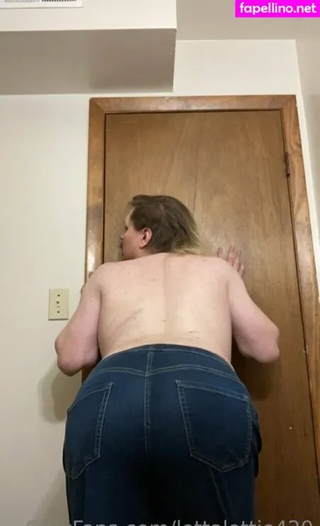Lottalottie420 OnlyFans Thumbnail #iGKStNMjiD