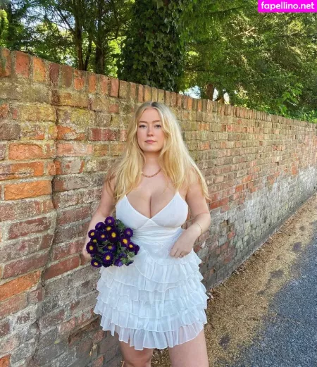 Lotten Sheppard OnlyFans Thumbnail #RNd64U0OV3