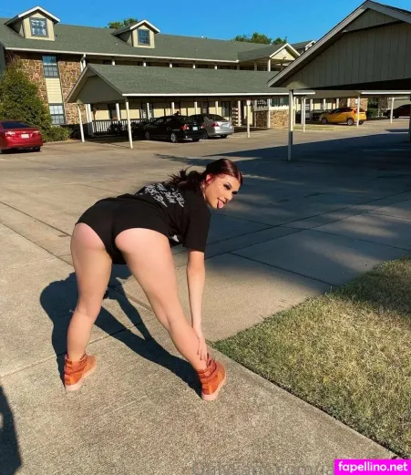 Lotti 1400 OnlyFans Thumbnail #Txm843Uw3C