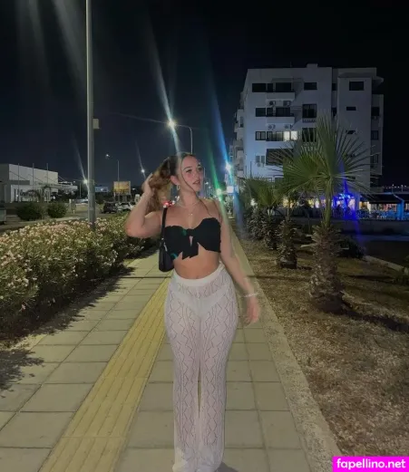 Lotti Aisha Greinwald OnlyFans Thumbnail #GWg1TVZ1lB