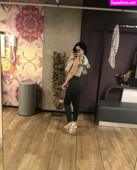 Lotti N OnlyFans Thumbnail #116OUWzsBU