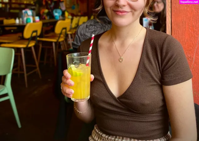 Lottie Blooms OnlyFans Thumbnail #MLkMlOhPq0