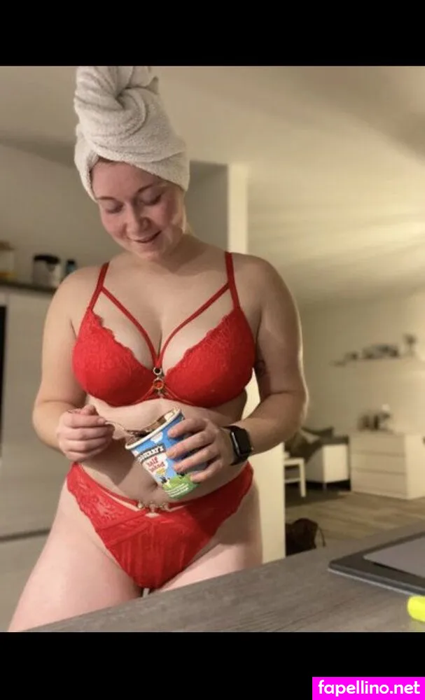 Lottie (LadyinRed) Nude Leaked OnlyFans Photo #XoDjylK34V