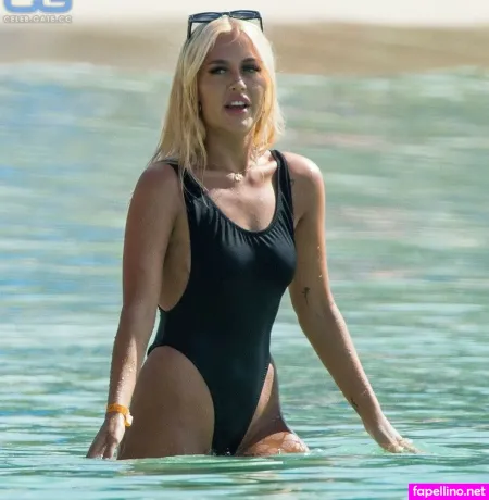 Lottie Tomlinson OnlyFans Thumbnail #6NU5TuLqzR